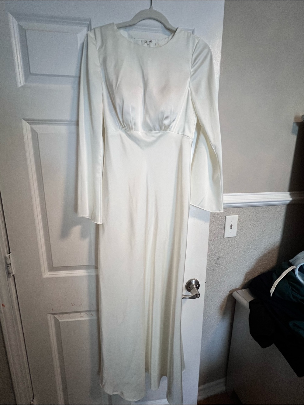Classic Ivory Long-Sleeve Maxi Dress